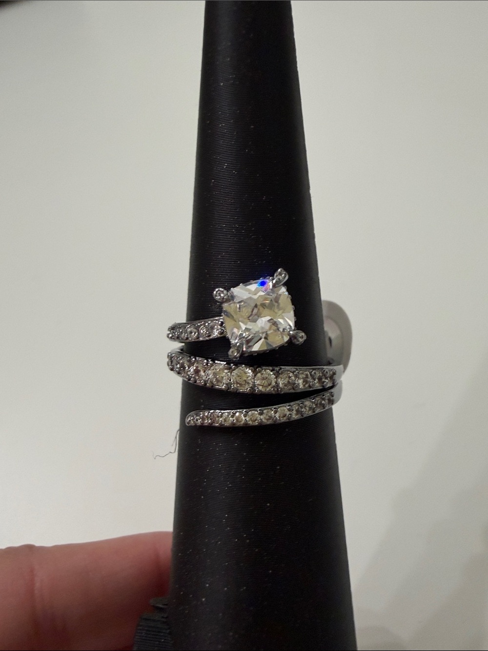 BP hematite wrap ring